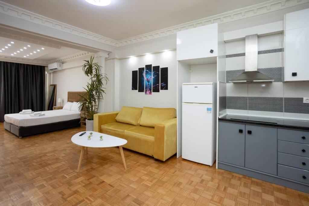 Hestia Apartment! 塞萨洛尼基 外观 照片