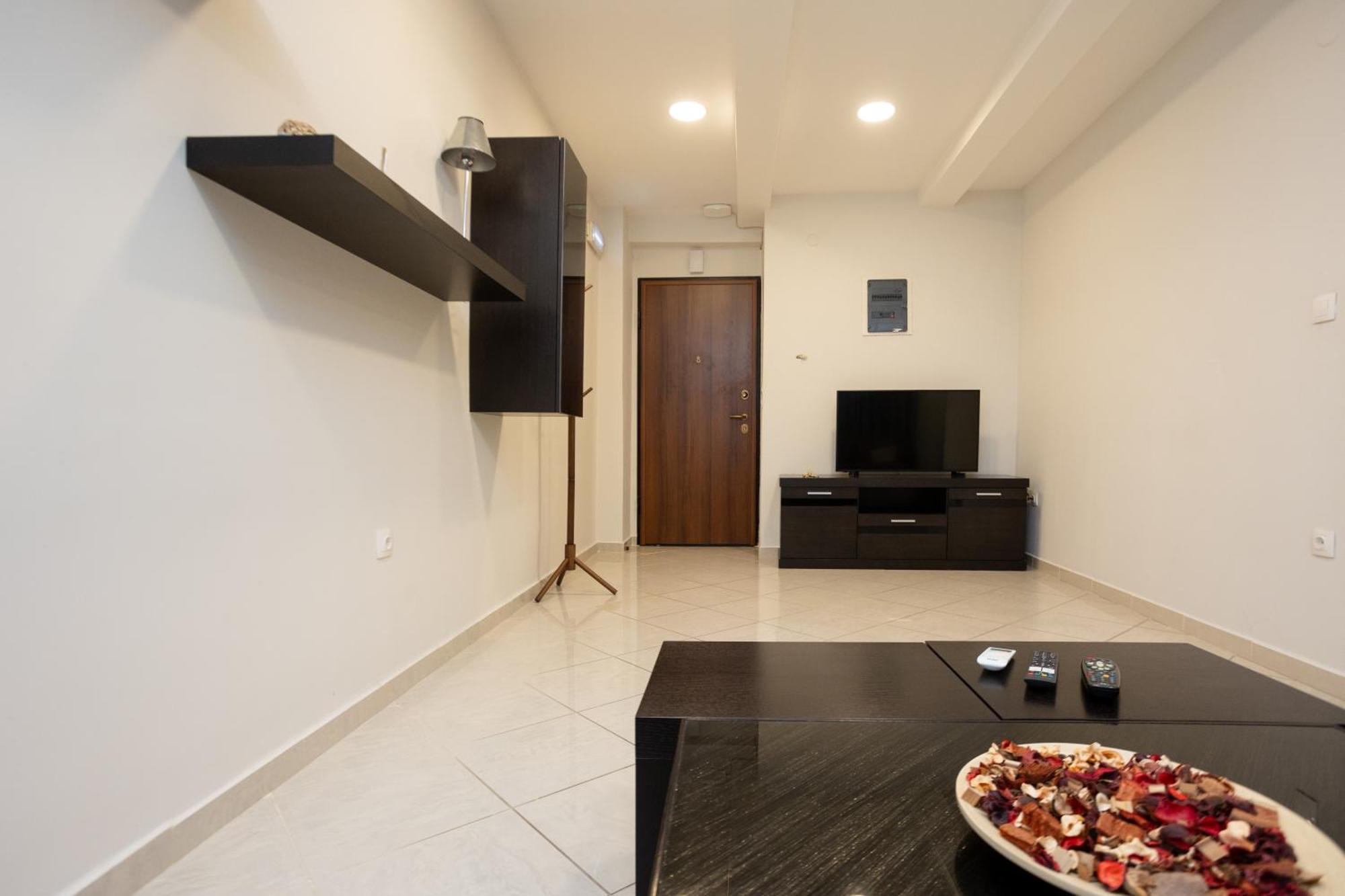 Hestia Apartment! 塞萨洛尼基 外观 照片