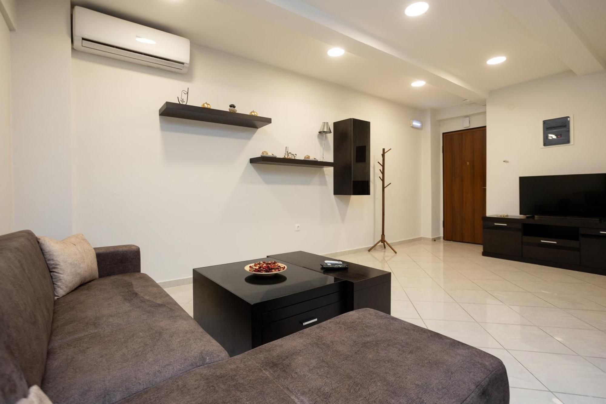 Hestia Apartment! 塞萨洛尼基 外观 照片